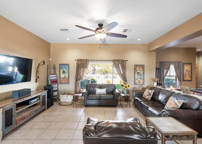 Holiday home Cozy Quiet Bbq Pool Outdoor Entertaining Phoenix