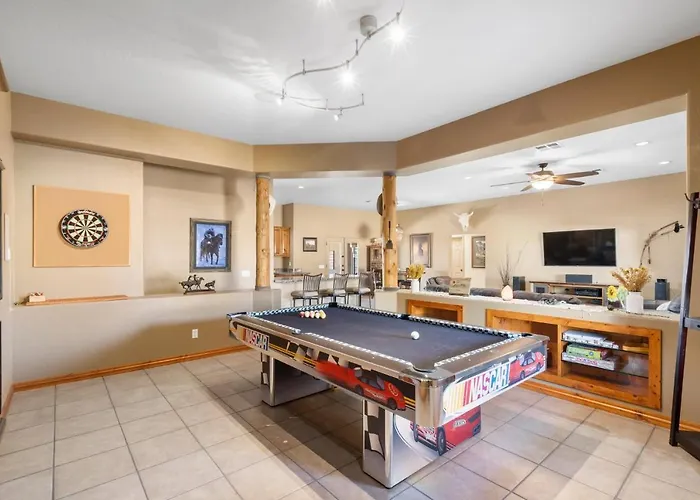 Cozy Quiet Bbq Pool Outdoor Entertaining